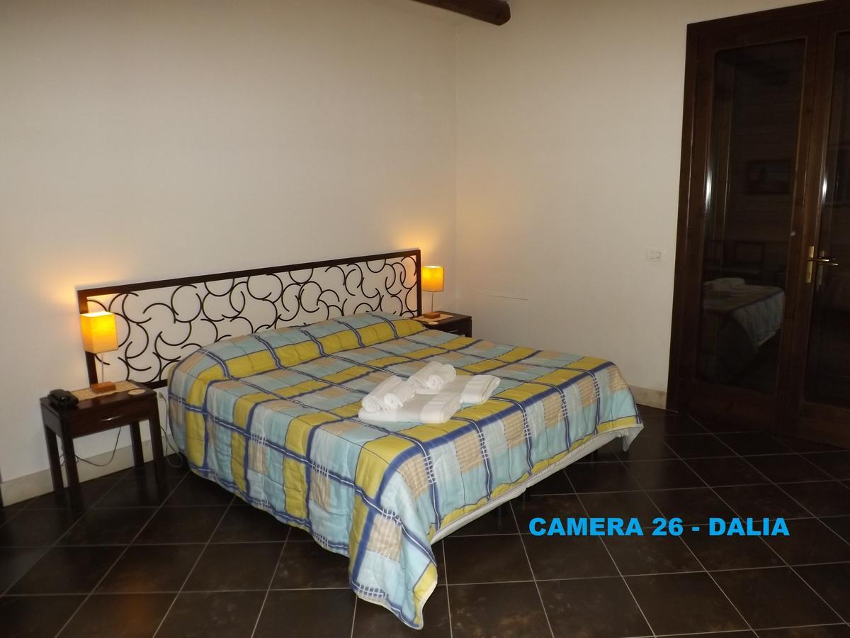 Lebaronie Villa Scicli Bagian luar foto